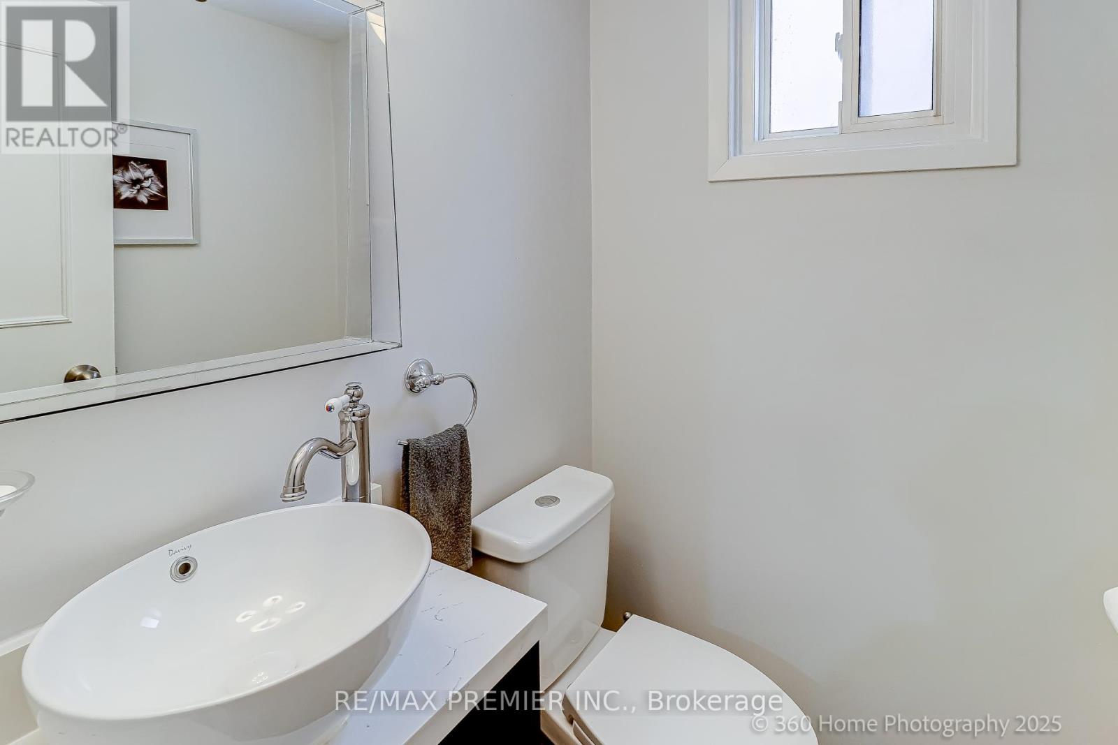 765 Hampton Court, Pickering, Ontario  L1W 3M3 - Photo 25 - E12774866