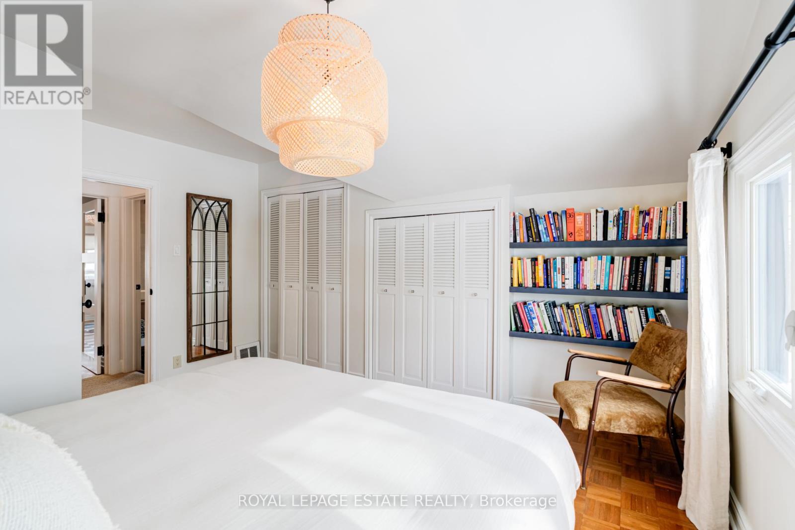 114 Springdale Boulevard, Toronto, Ontario  M4J 1W9 - Photo 17 - E12774882