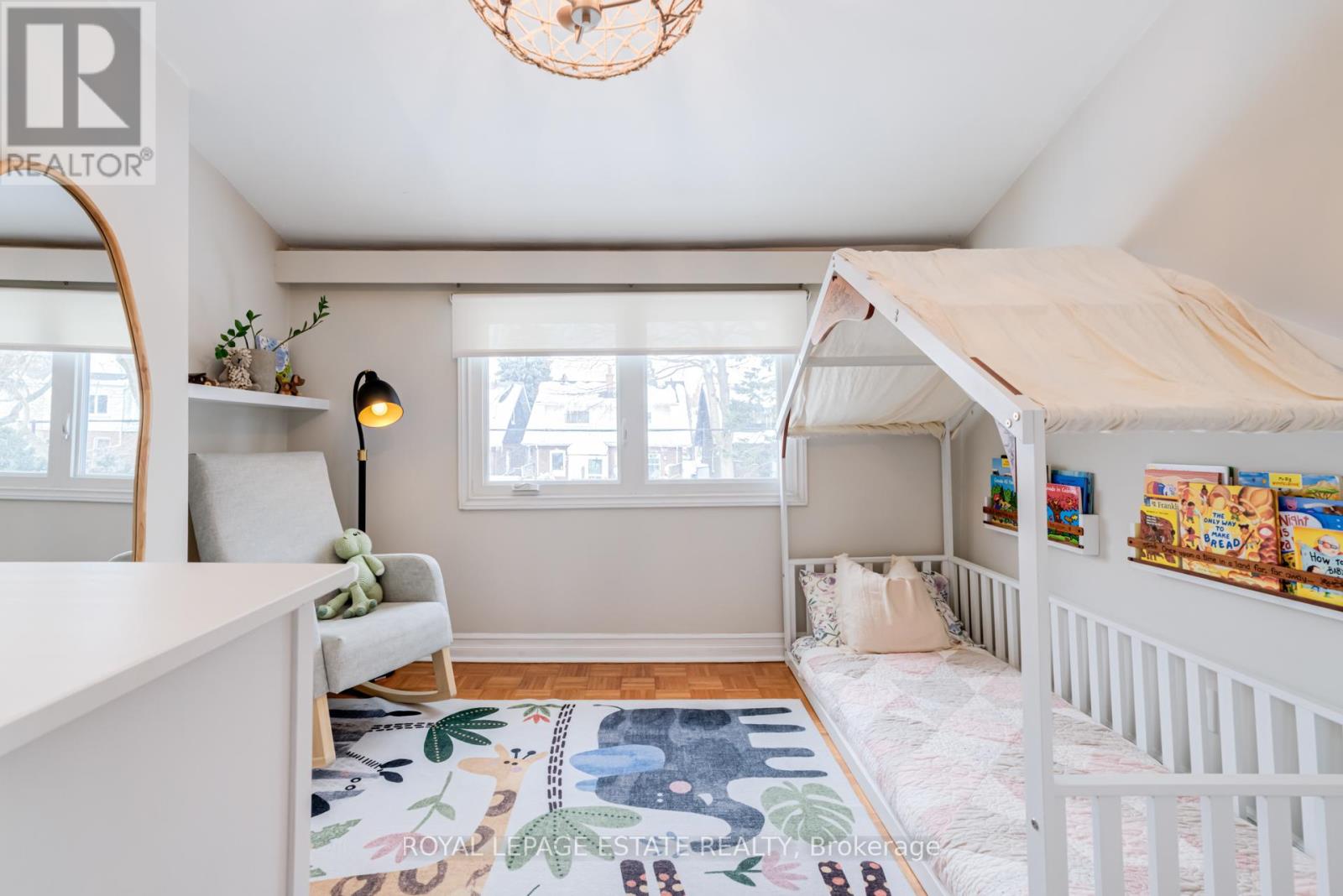 114 Springdale Boulevard, Toronto, Ontario  M4J 1W9 - Photo 21 - E12774882