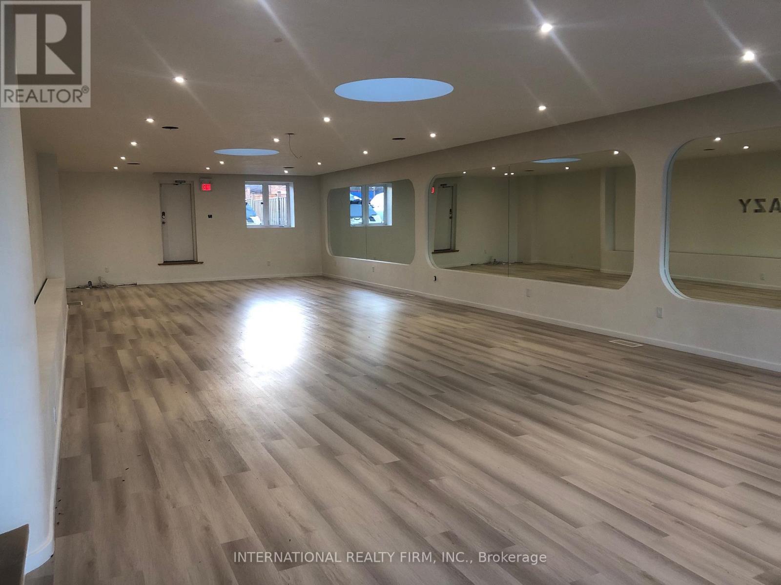 1517-1519 O Connor Drive, Toronto (O'connor-Parkview), Ontario  M4B 2V5 - Photo 12 - E12774902