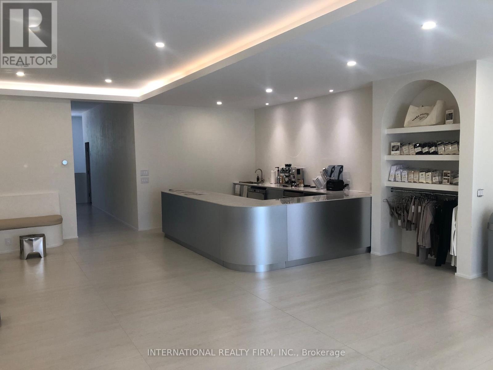 1517-1519 O Connor Drive, Toronto (O'connor-Parkview), Ontario  M4B 2V5 - Photo 6 - E12774902