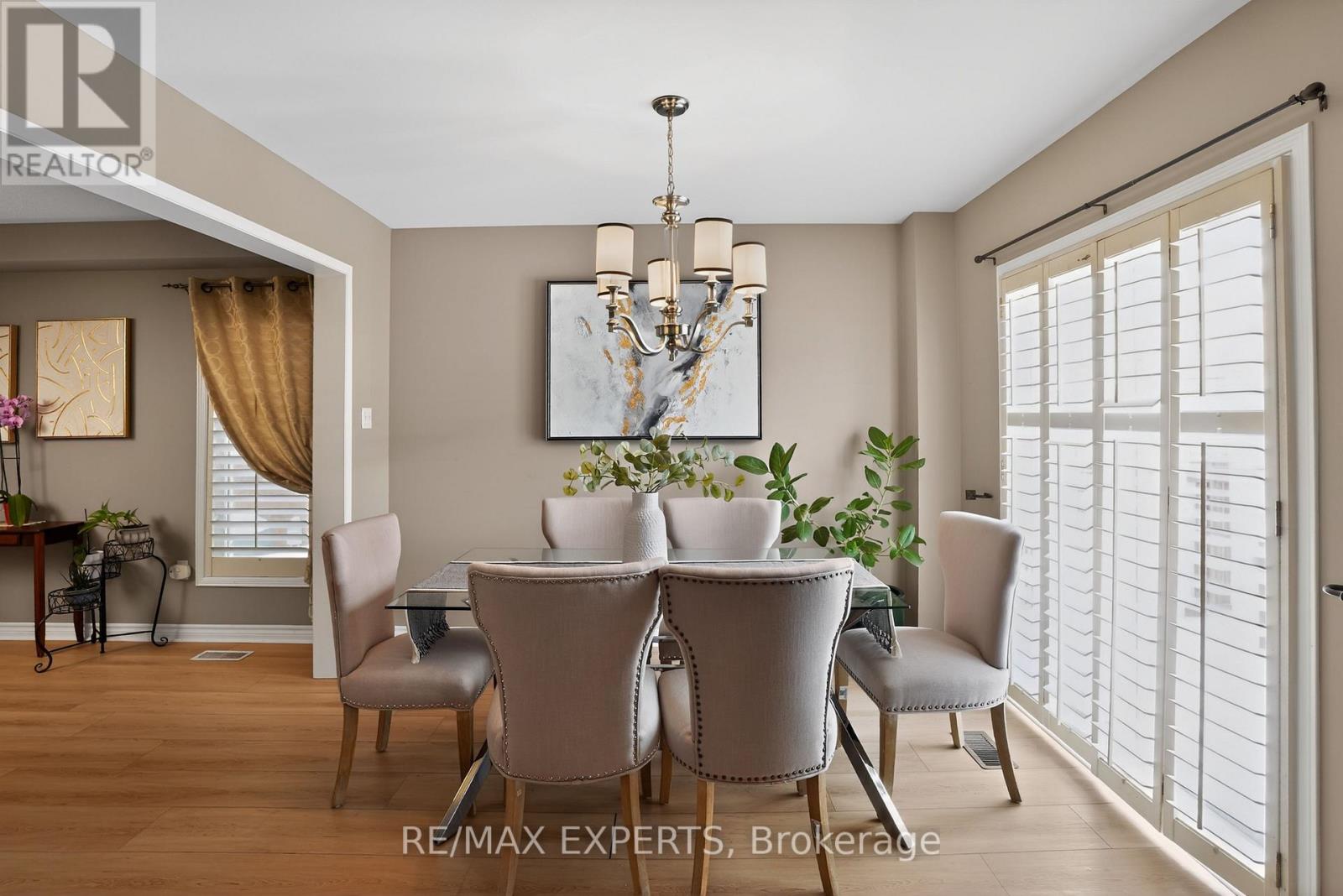 19 Cassia Crescent, Vaughan, Ontario  L6A 3N4 - Photo 15 - N12774768