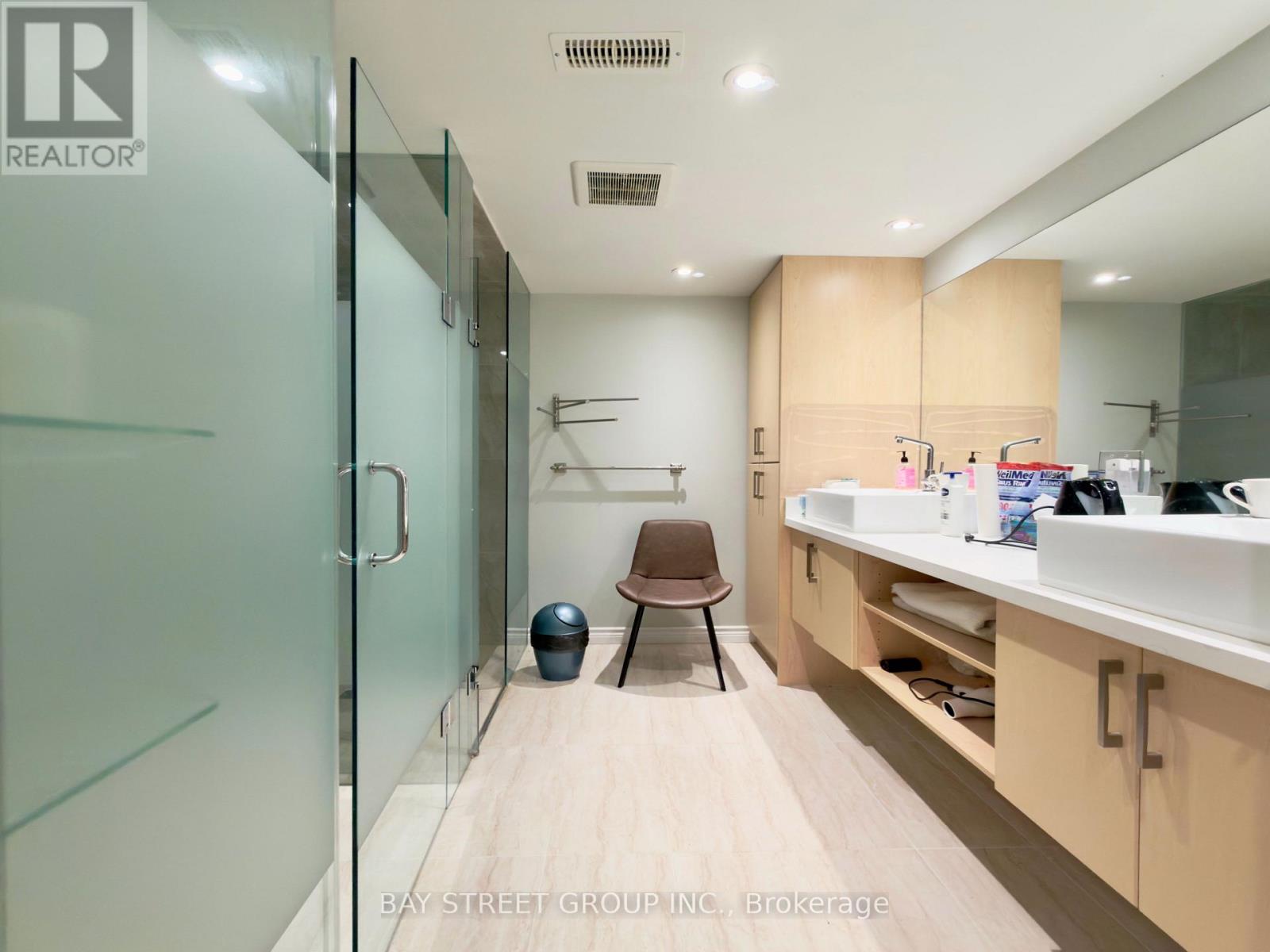 6 Welter Court, Richmond Hill, Ontario  L4S 1E9 - Photo 49 - N12774836