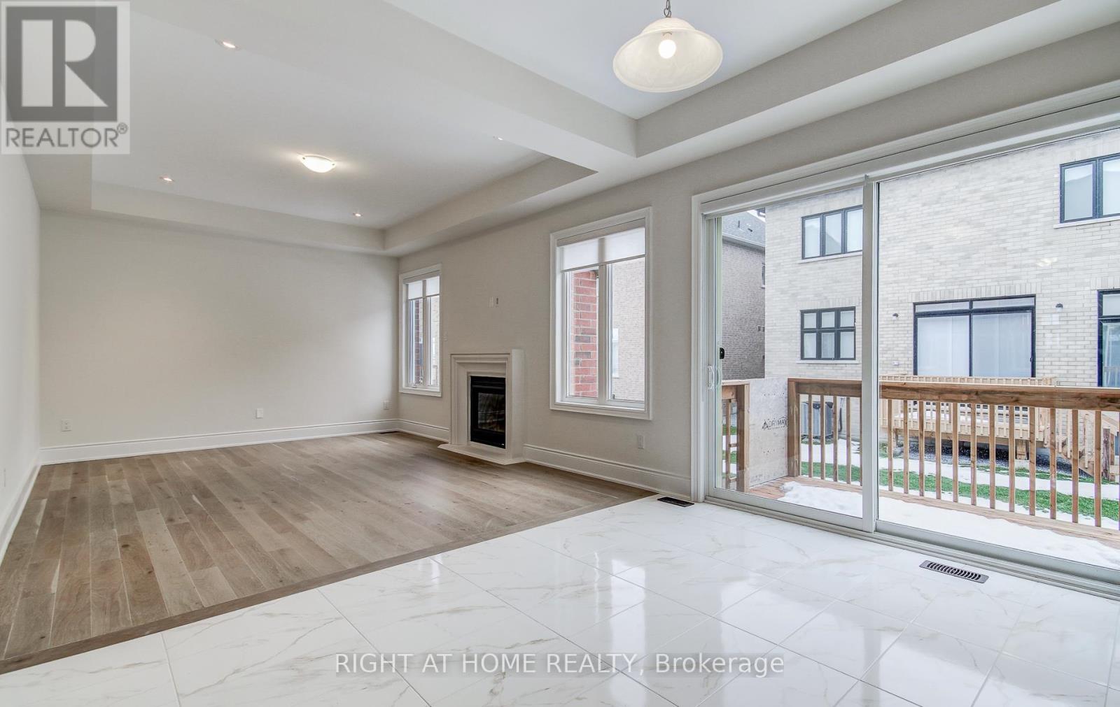 51 Lorrain Hand Crescent, Georgina, Ontario  L4P 0T2 - Photo 16 - N12774940