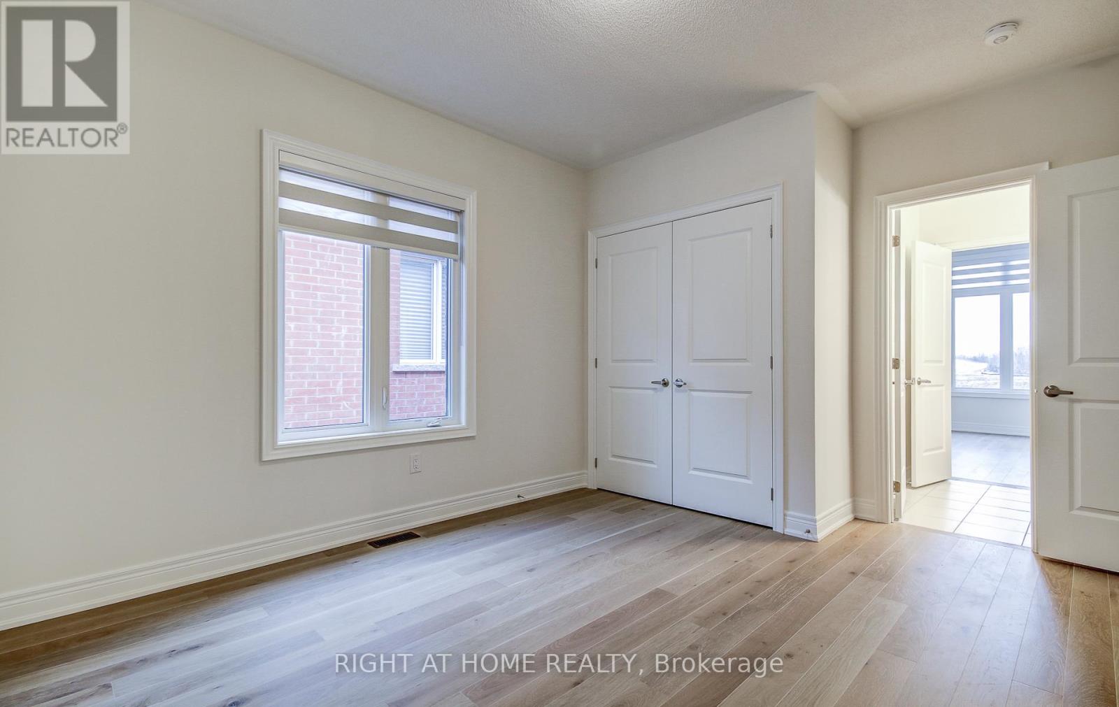 51 Lorrain Hand Crescent, Georgina, Ontario  L4P 0T2 - Photo 37 - N12774940