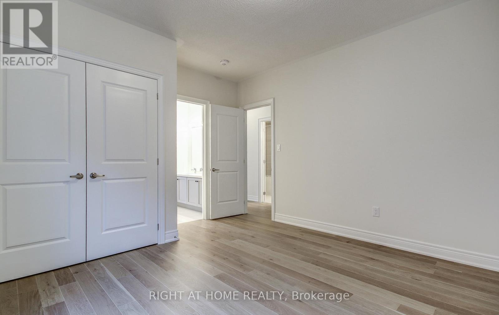 51 Lorrain Hand Crescent, Georgina, Ontario  L4P 0T2 - Photo 38 - N12774940