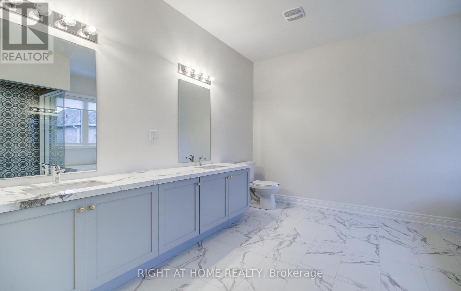 51 Lorrain Hand Crescent, Georgina, Ontario  L4P 0T2 - Photo 45 - N12774940