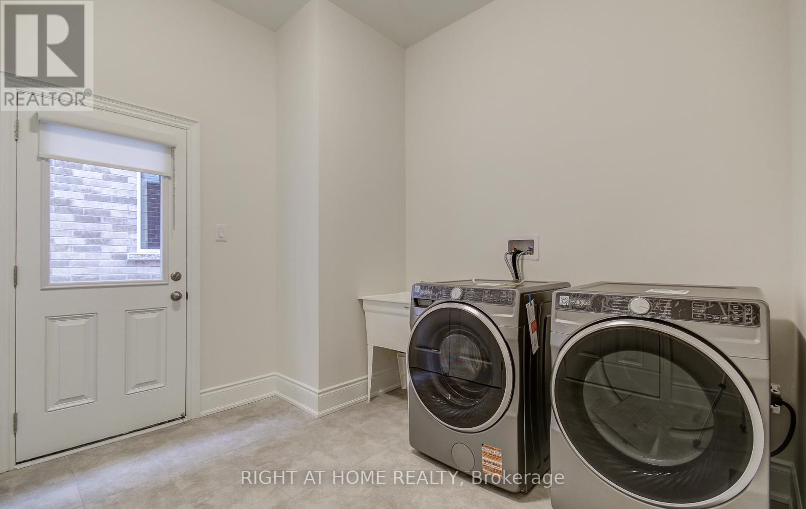 51 Lorrain Hand Crescent, Georgina, Ontario  L4P 0T2 - Photo 50 - N12774940