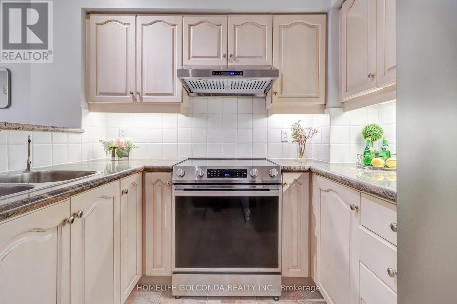 3a - 4 Cox Boulevard, Markham, Ontario  L3R 4E8 - Photo 9 - N12774954