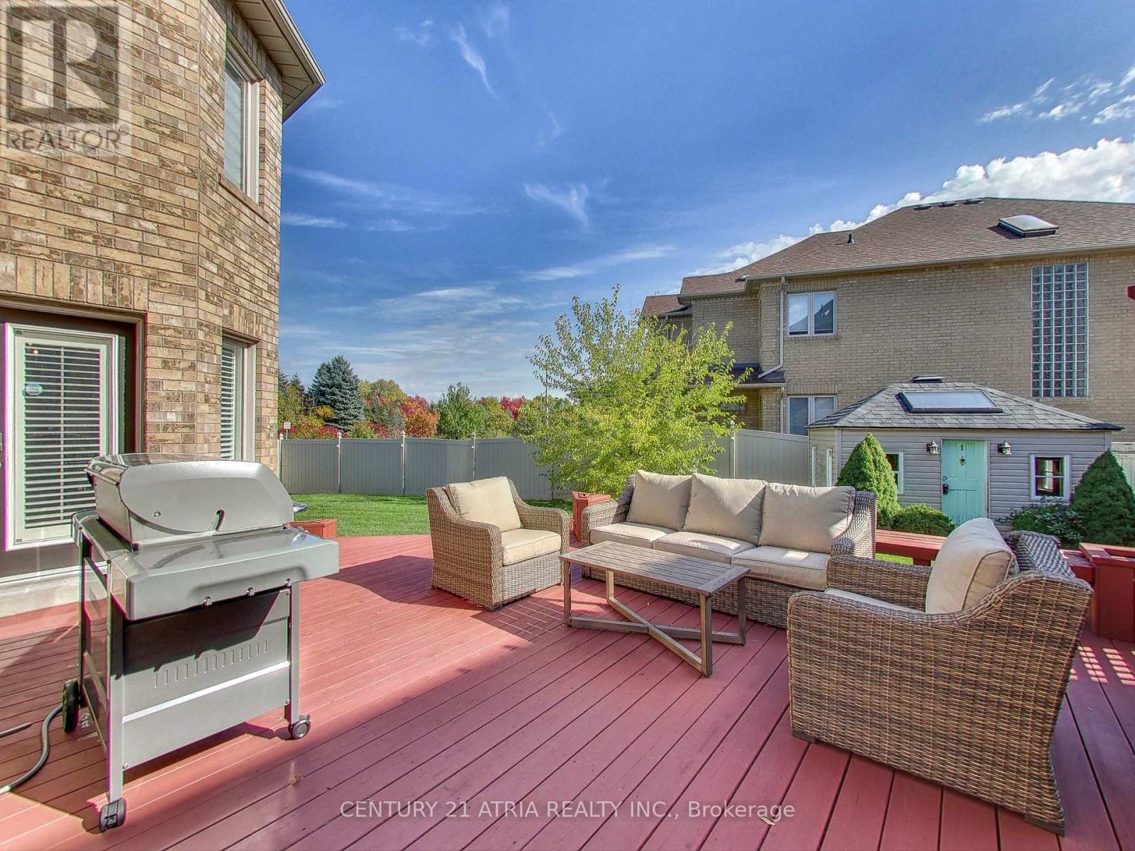 2 Whalen Court, Richmond Hill, Ontario  L4C 9T5 - Photo 35 - N12774960