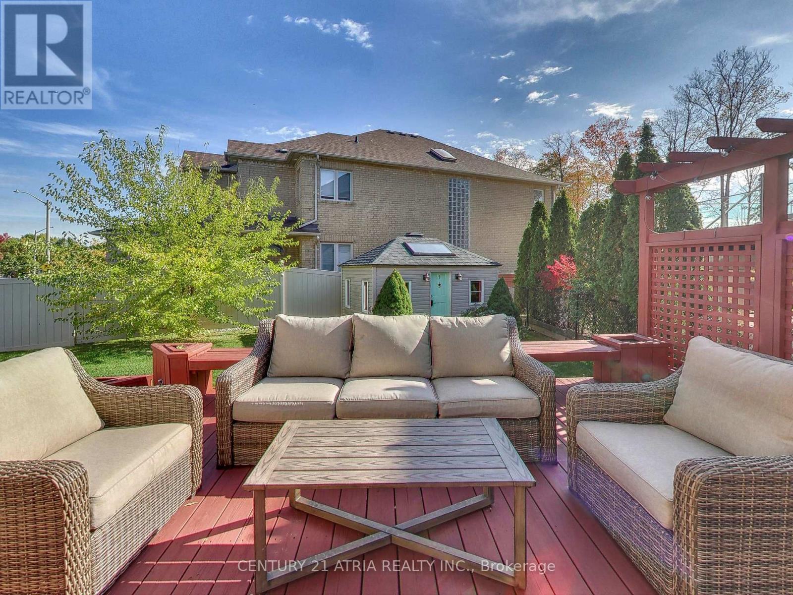 2 Whalen Court, Richmond Hill, Ontario  L4C 9T5 - Photo 37 - N12774960