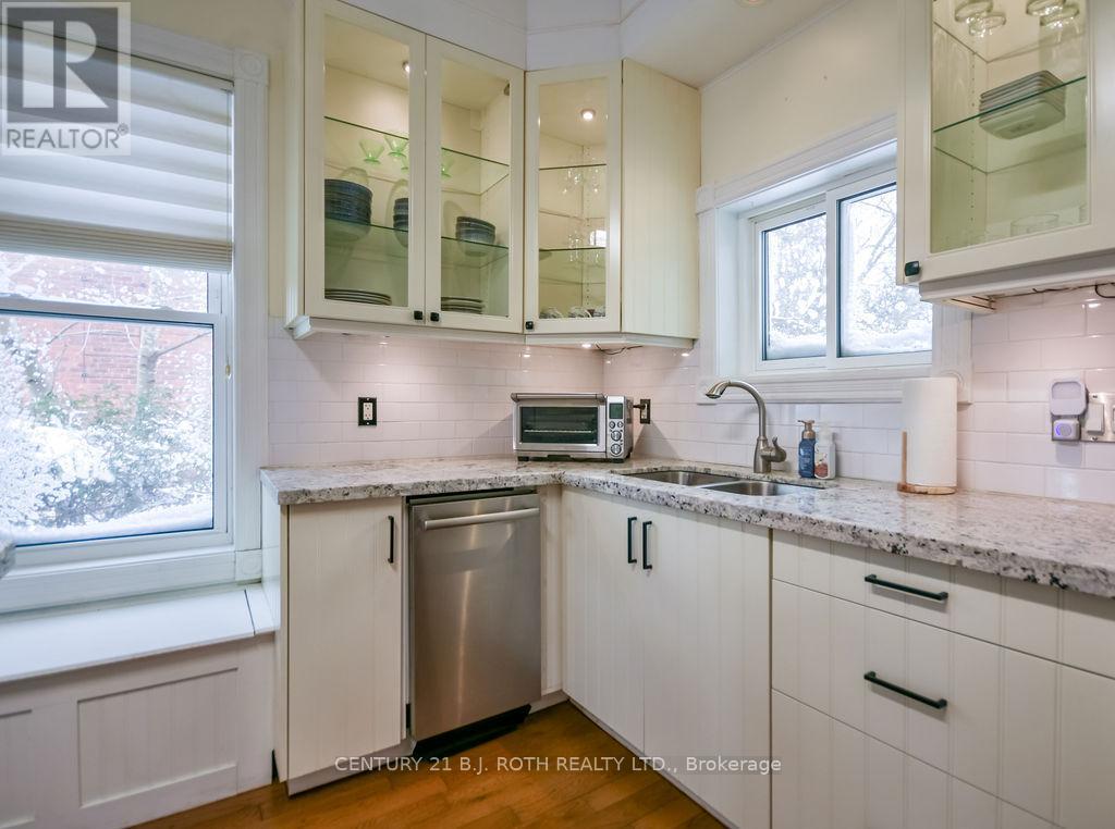 15 Stone Street, Springwater, Ontario  L0L 1P0 - Photo 12 - S12774822