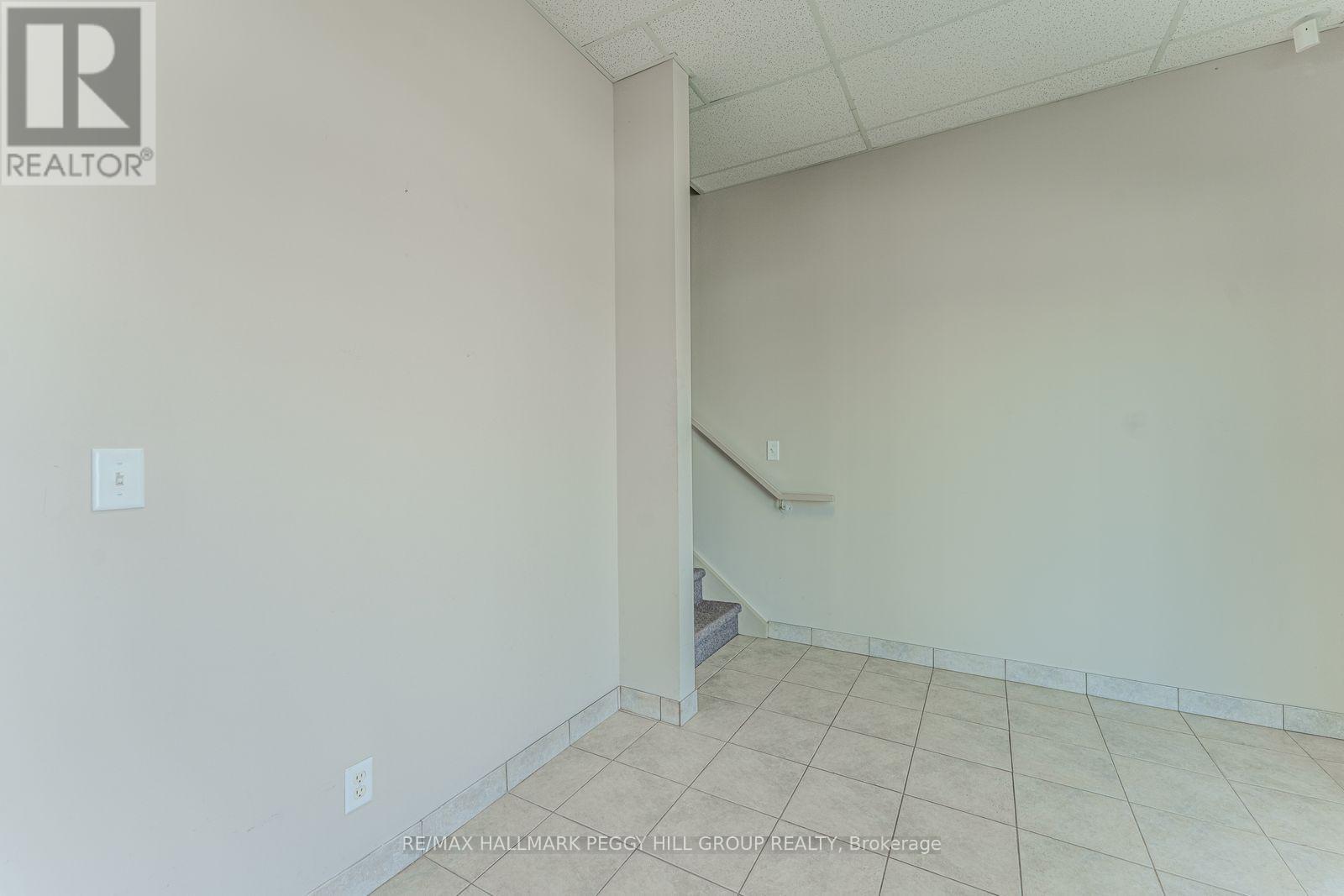 10b - 102 Commerce Park Drive, Barrie, Ontario  L4N 8W8 - Photo 2 - S12774980