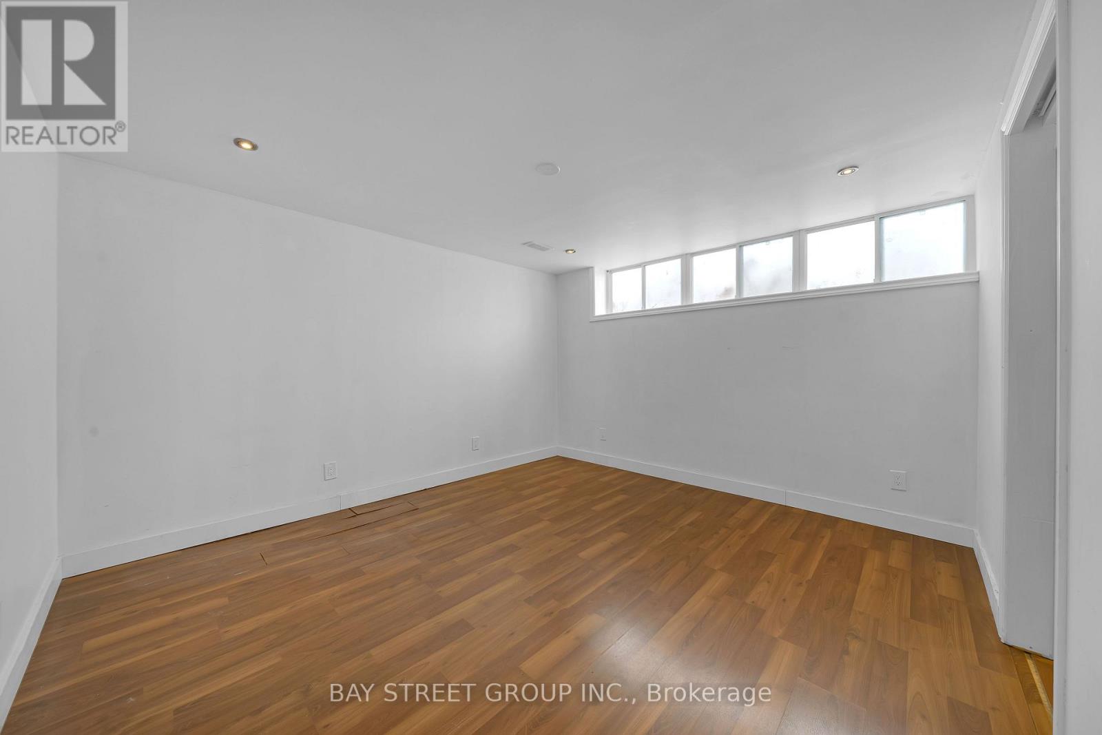 7 Kemano Road, Aurora, Ontario  L4G 2X9 - Photo 11 - N12685254