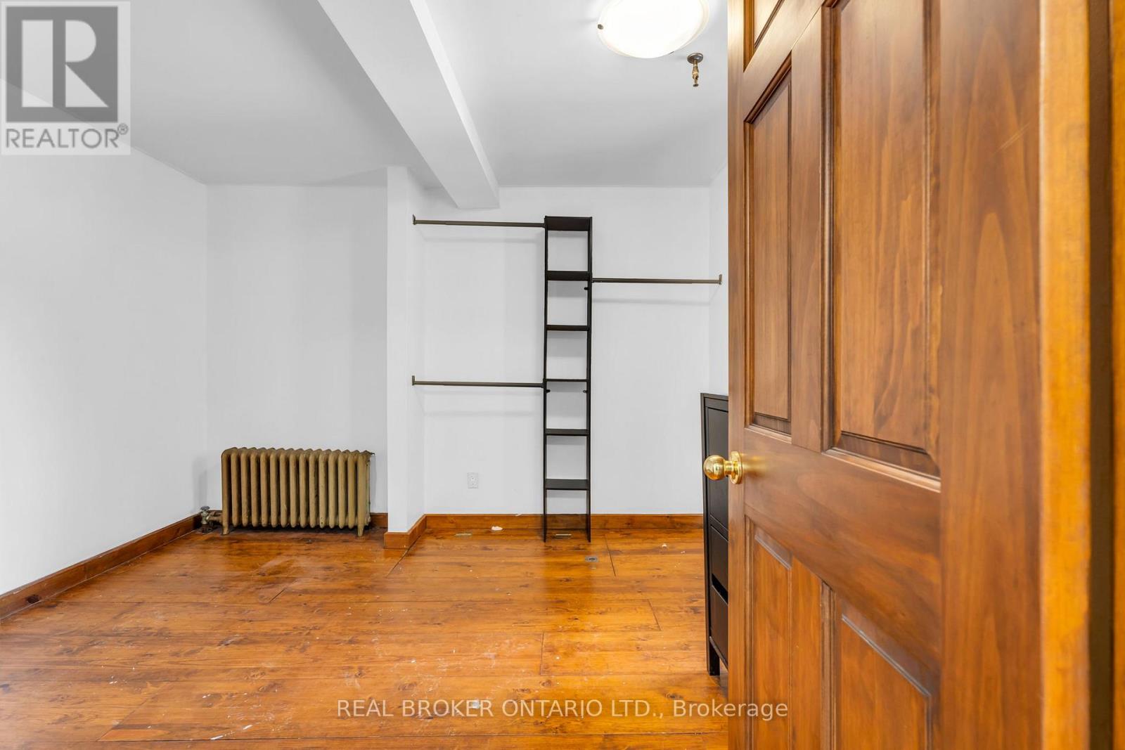 Unit B - 18 First Avenue, Orangeville, Ontario  L9W 1H8 - Photo 18 - W12771020