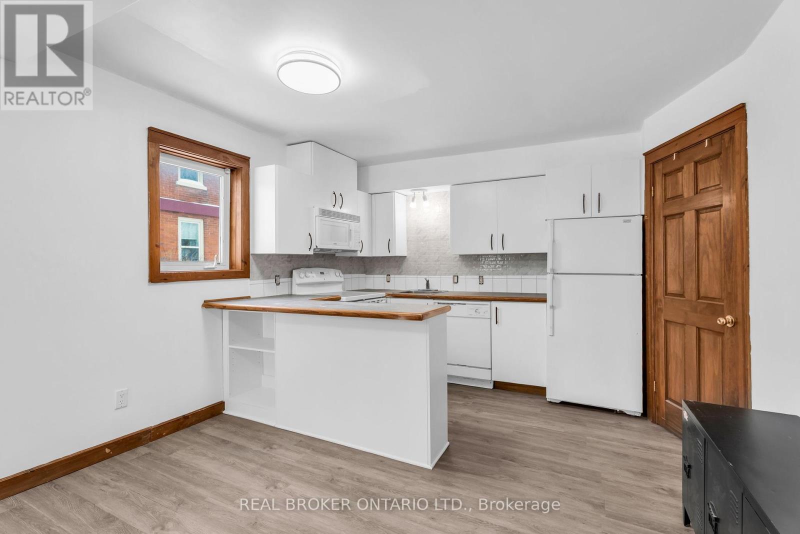 Unit B - 18 First Avenue, Orangeville, Ontario  L9W 1H8 - Photo 12 - W12771020