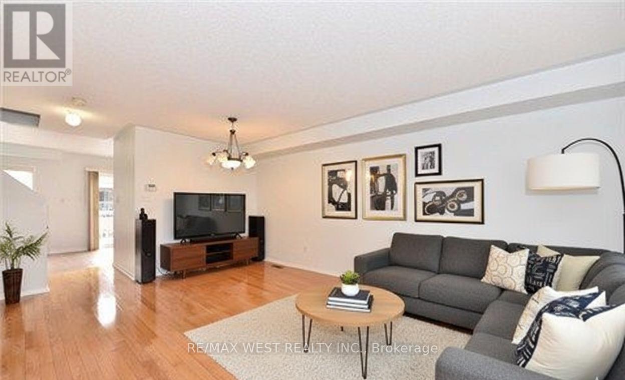 2 - 180 Brickworks Lane, Toronto, Ontario  M6N 5H7 - Photo 2 - W12774714