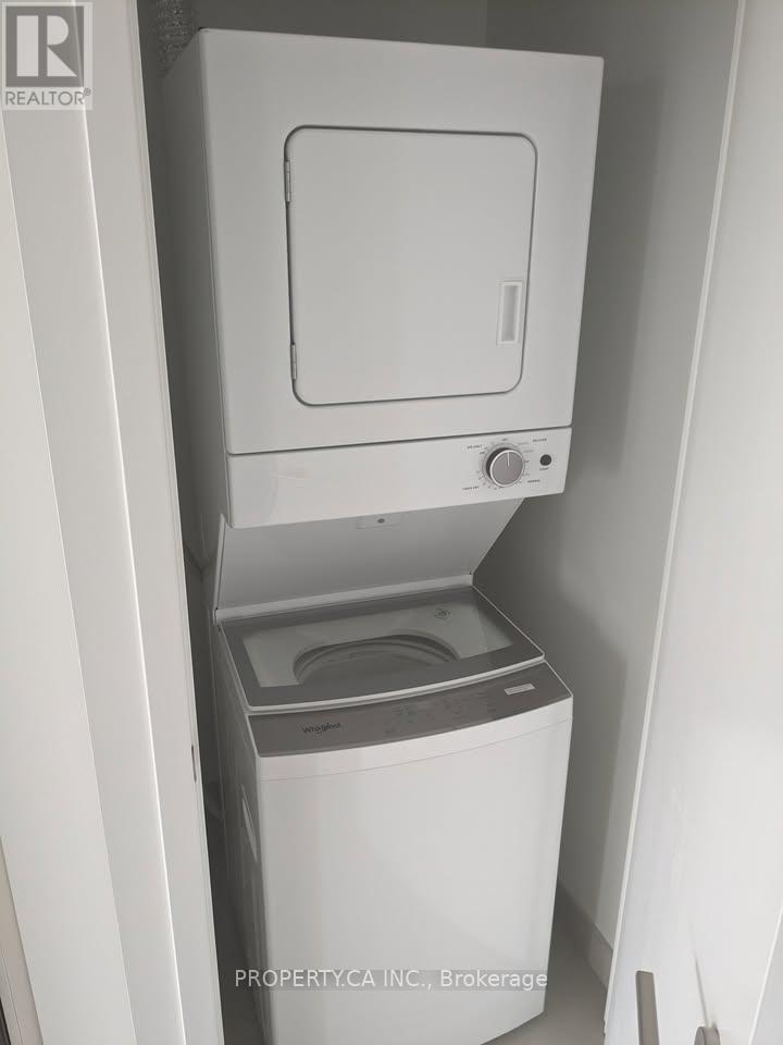 409 - 3005 Pine Glen Road, Oakville, Ontario  L6M 5P5 - Photo 3 - W12774736