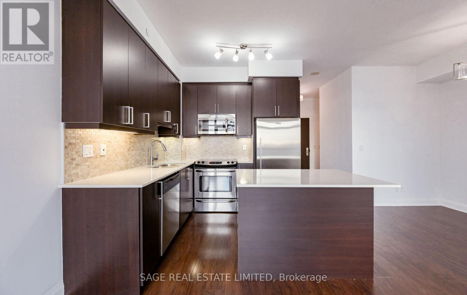 1003 - 25 Fontenay Court, Toronto, Ontario  M9A 0C4 - Photo 10 - W12774774