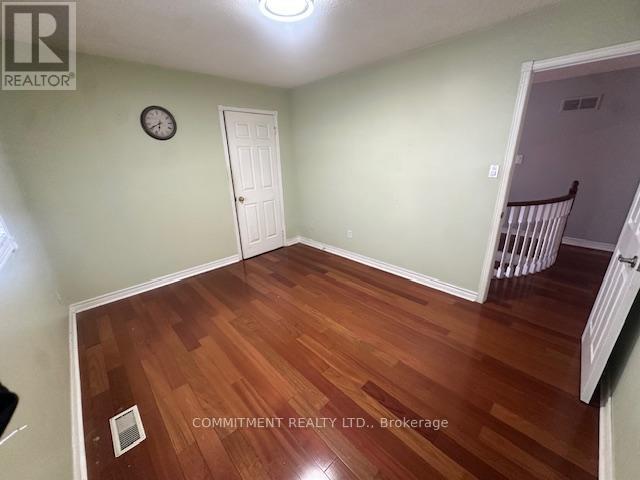 1041 Sherwood Mills Boulevard, Mississauga, Ontario  L5V 1R3 - Photo 11 - W12774778