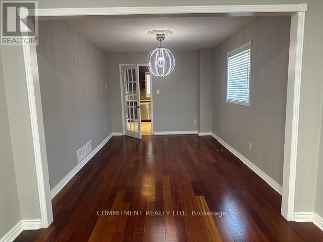 1041 Sherwood Mills Boulevard, Mississauga, Ontario  L5V 1R3 - Photo 3 - W12774778