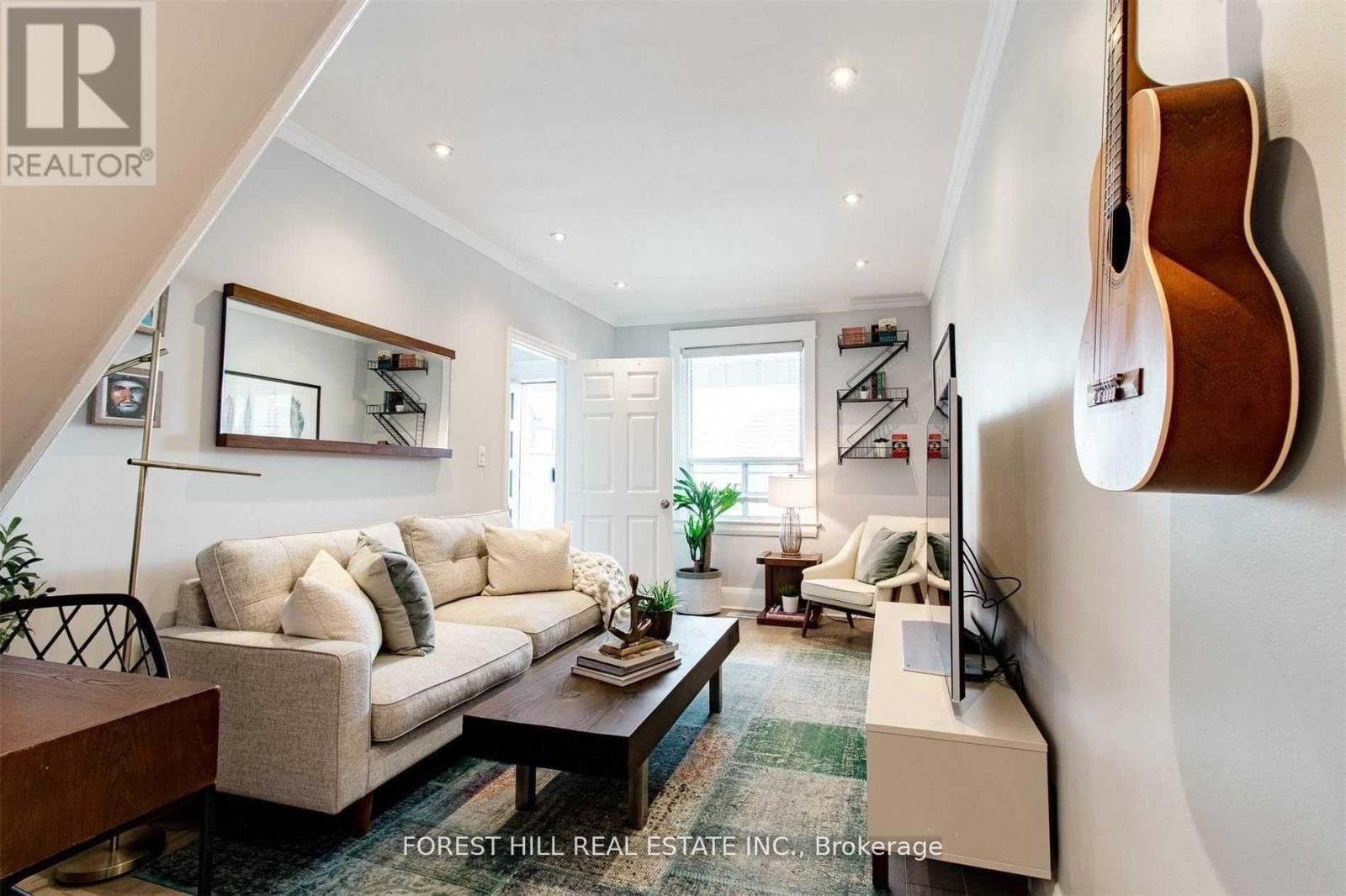 Main - 137 Earlscourt Avenue, Toronto, Ontario  M6E 4A8 - Photo 2 - W12774780