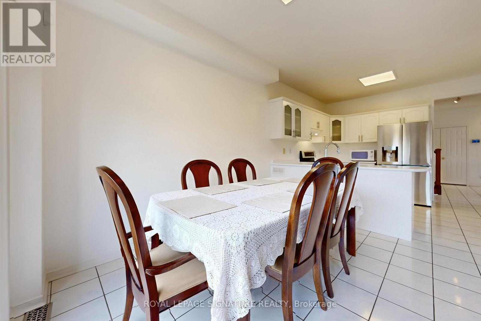 6509 Valiant Heights, Mississauga, Ontario  L5W 1C7 - Photo 11 - W12774786