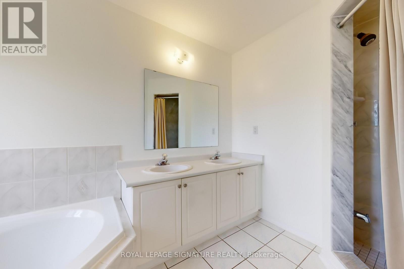 6509 Valiant Heights, Mississauga, Ontario  L5W 1C7 - Photo 30 - W12774786