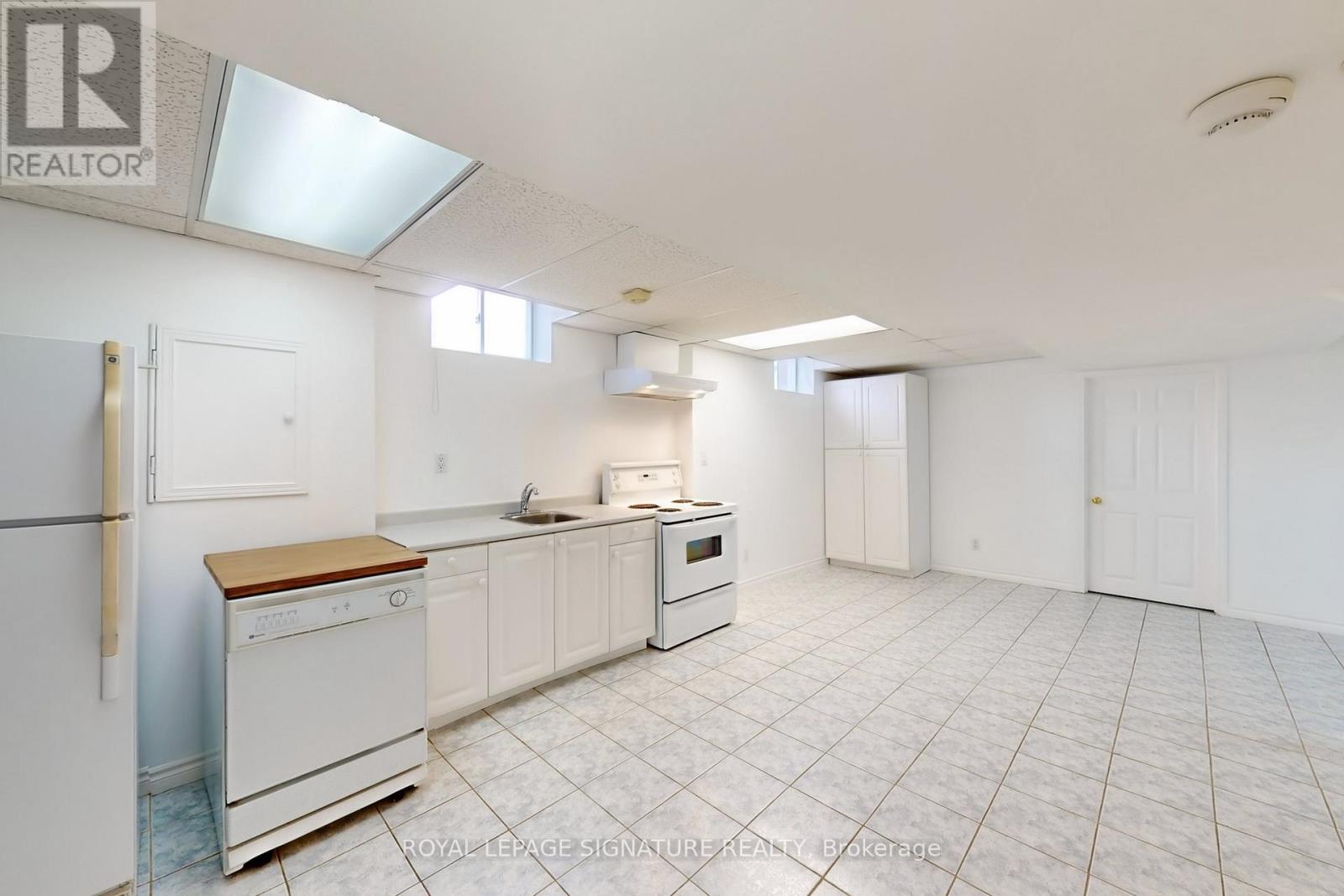 6509 Valiant Heights, Mississauga, Ontario  L5W 1C7 - Photo 41 - W12774786