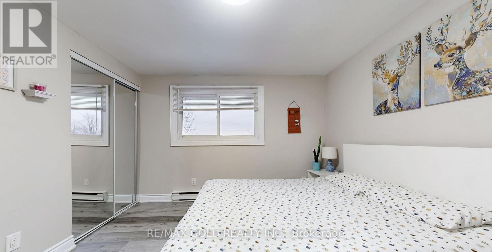 12 Glencastle Square, Brampton, Ontario  L6S 2H8 - Photo 24 - W12774824