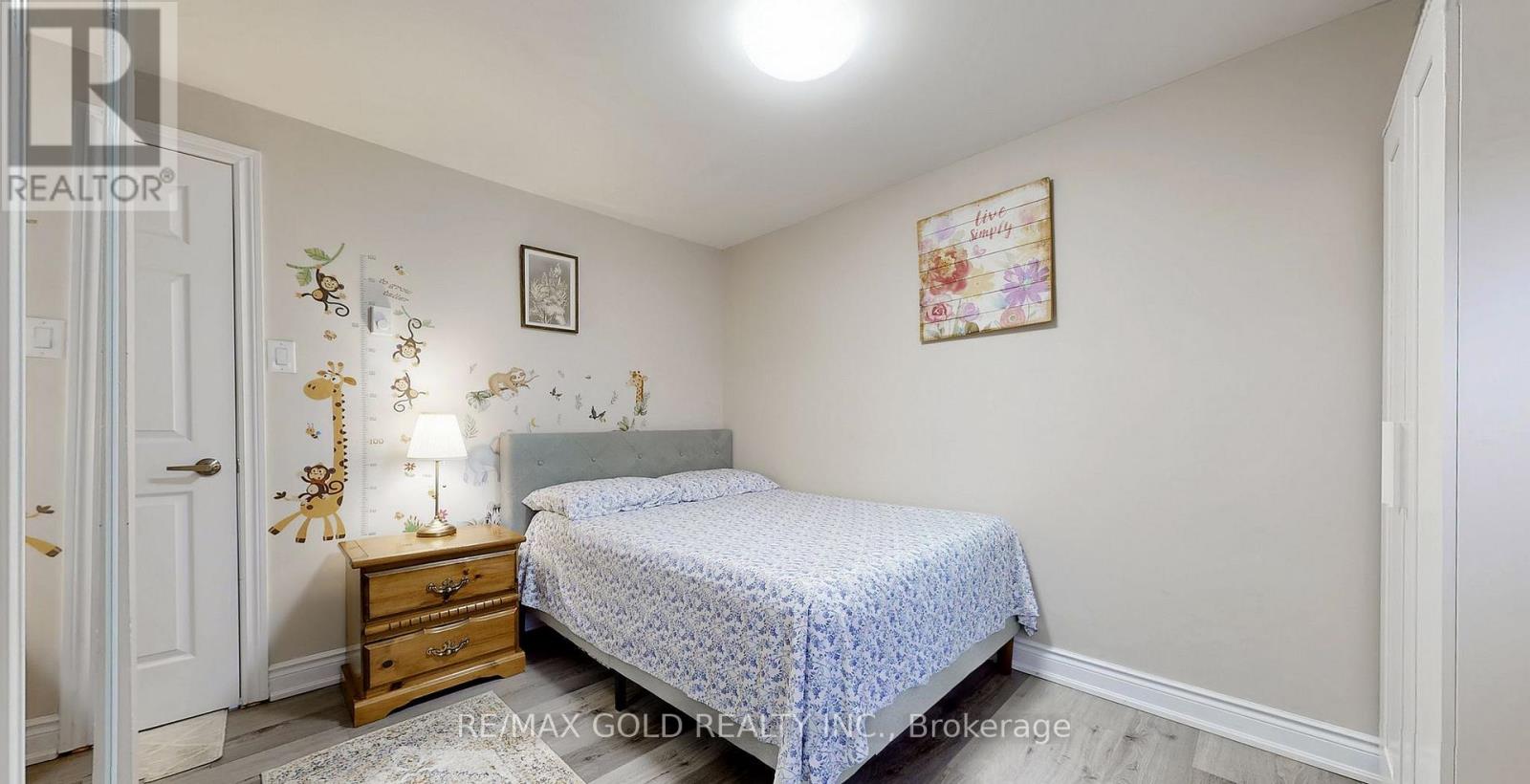 12 Glencastle Square, Brampton, Ontario  L6S 2H8 - Photo 26 - W12774824