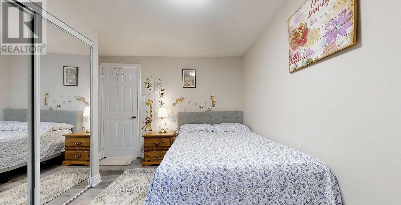 12 Glencastle Square, Brampton, Ontario  L6S 2H8 - Photo 27 - W12774824