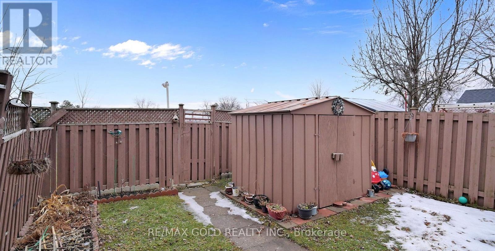 12 Glencastle Square, Brampton, Ontario  L6S 2H8 - Photo 47 - W12774824