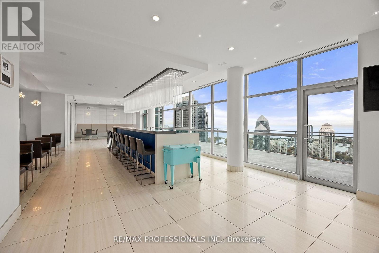 1434 - 165 Legion Road N, Toronto, Ontario  M8Y 0B3 - Photo 28 - W12774850