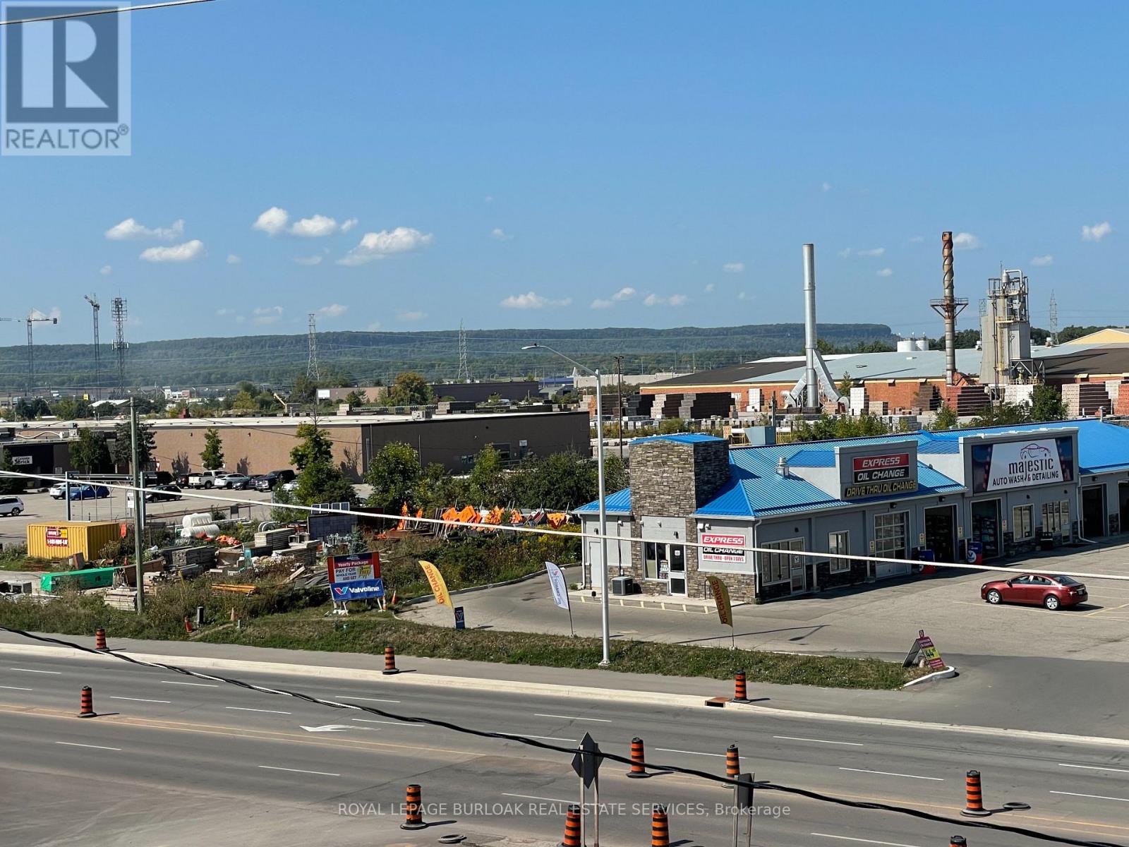 B407 - 5240 Dundas Street, Burlington, Ontario  L7L 0J6 - Photo 15 - W12774952