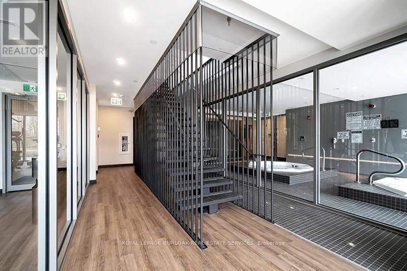 B407 - 5240 Dundas Street, Burlington, Ontario  L7L 0J6 - Photo 18 - W12774952