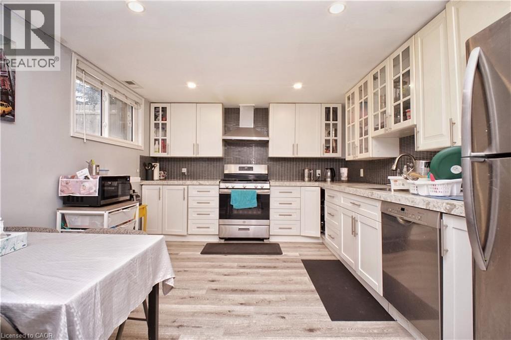 61 Bosworth Crescent, Kitchener, Ontario  N2E 1Y9 - Photo 38 - 40799012