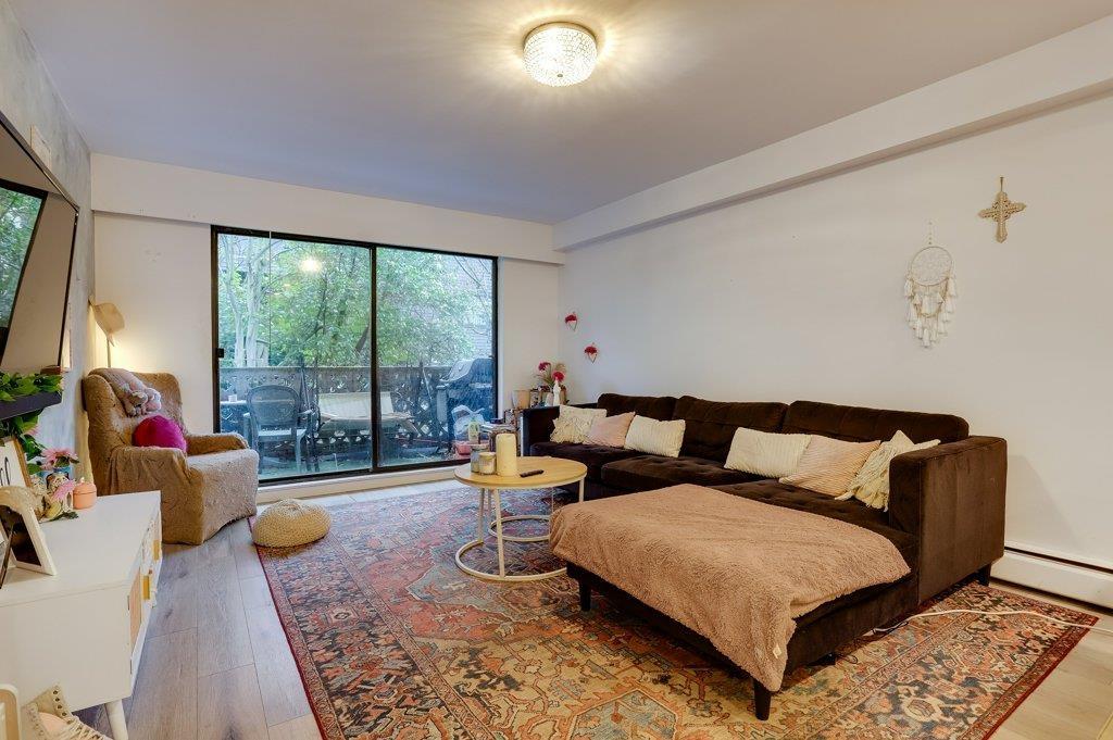 105 1544 Fir Street, White Rock, British Columbia  V4B 4B7 - Photo 3 - R3087149