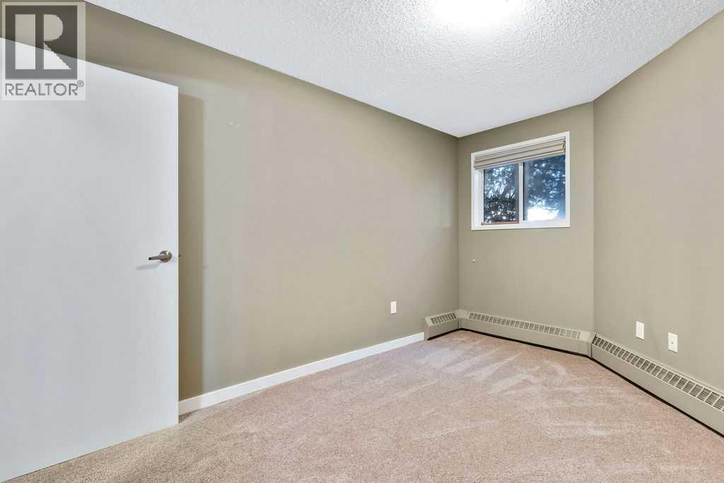 113, 10 Dover Point Se, Calgary, Alberta  T2B 3K2 - Photo 17 - A2284270