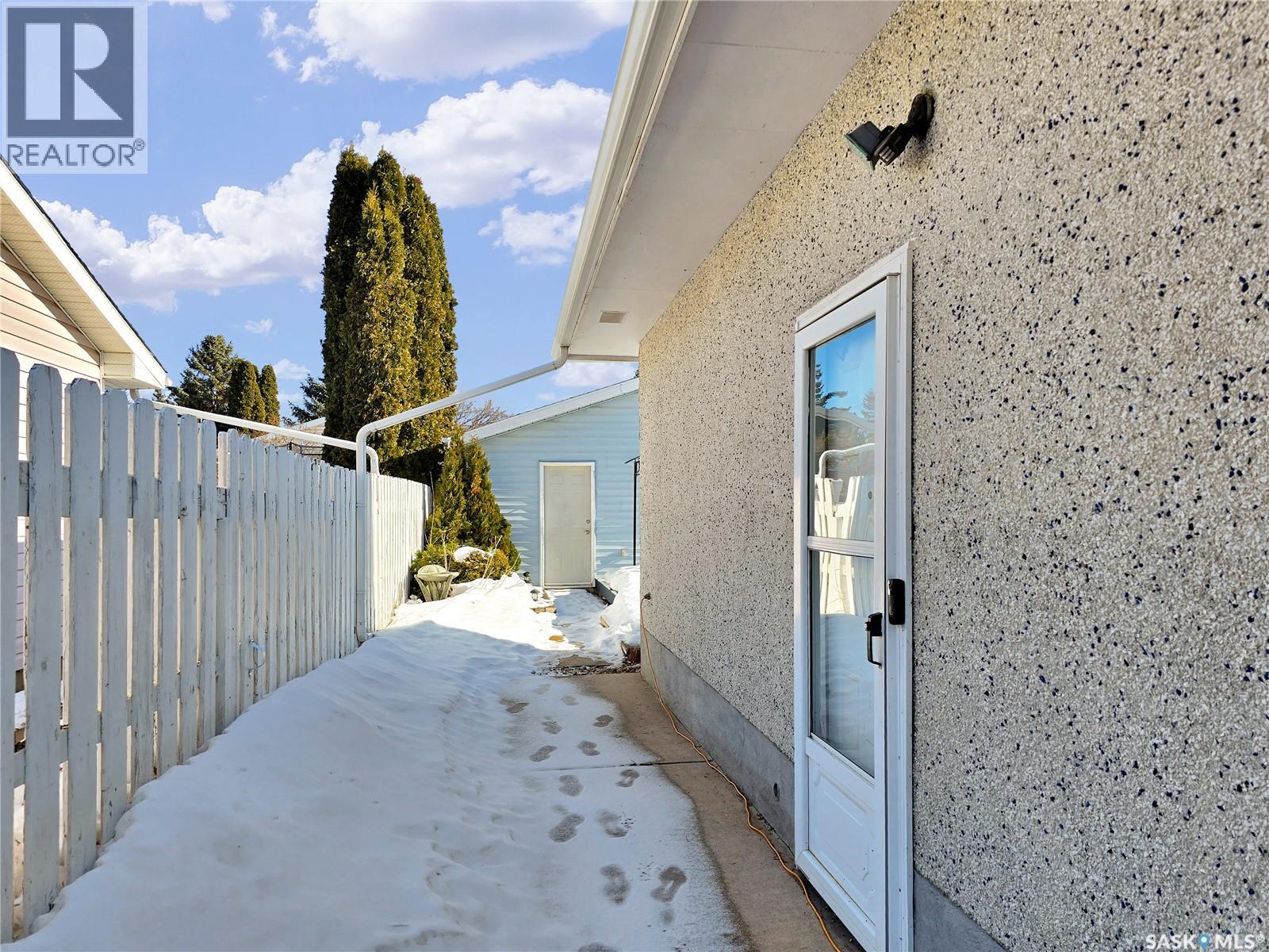 857 East Centre, Saskatoon, Saskatchewan  S7J 2Z8 - Photo 22 - SK028228