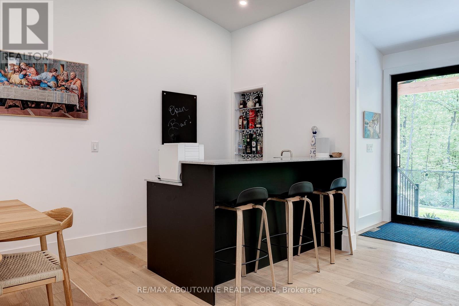 295 Allen Road, Grimsby (Grimsby Escarpment), Ontario  L3M 4E7 - Photo 13 - X12774724