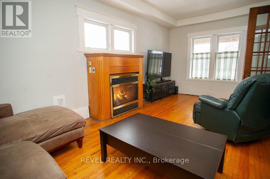 98 Cayuga Street, Brantford, Ontario  N3S 1X2 - Photo 7 - X12774914