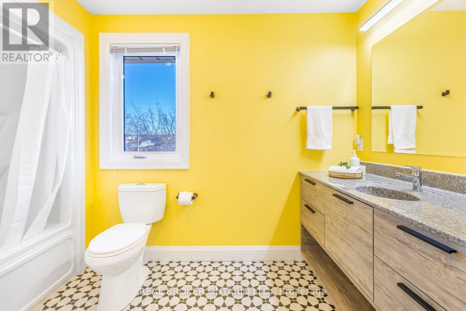 104 Seaton Place Drive, Hamilton, Ontario  L8E 4A6 - Photo 24 - X12774946