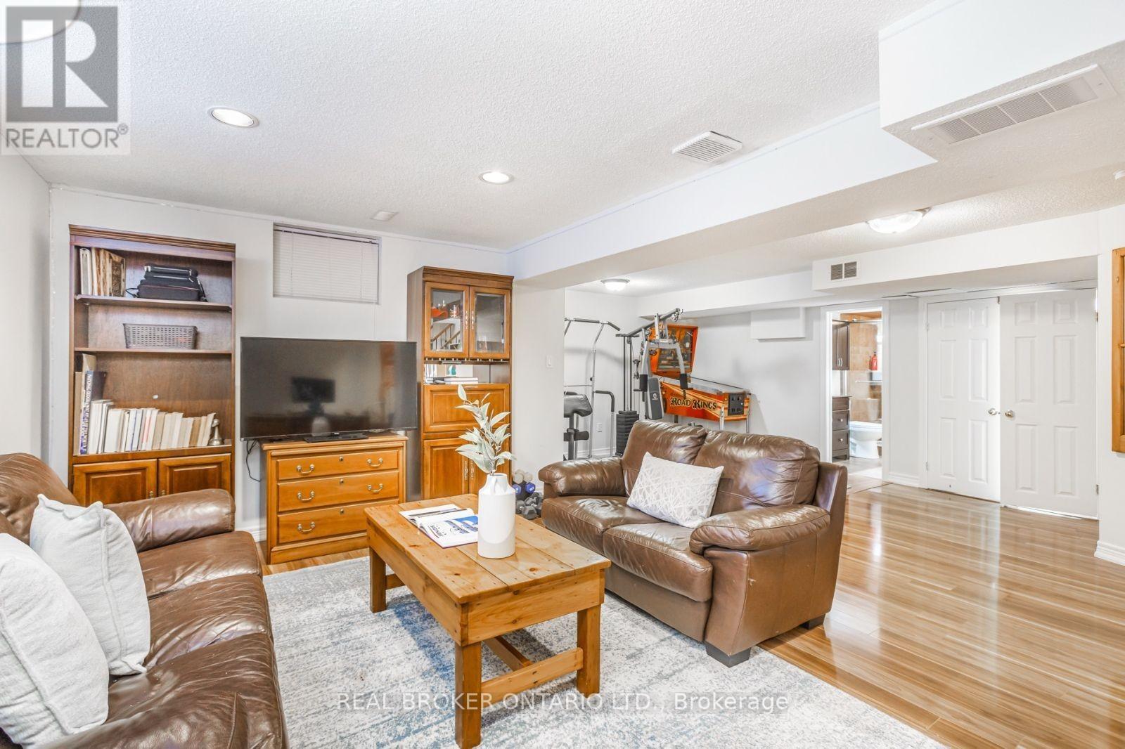 104 Seaton Place Drive, Hamilton, Ontario  L8E 4A6 - Photo 25 - X12774946