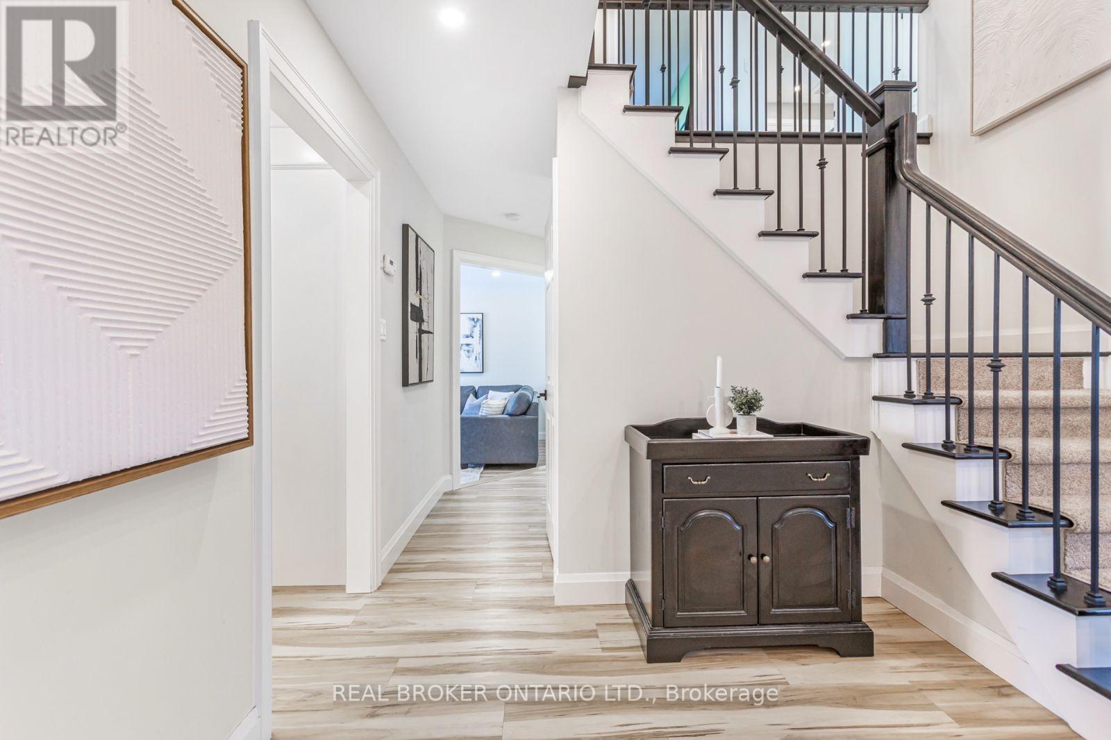 104 Seaton Place Drive, Hamilton, Ontario  L8E 4A6 - Photo 9 - X12774946