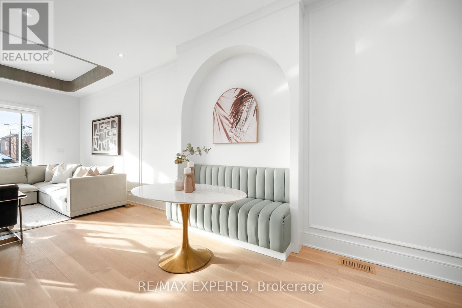 15 Holland Park Avenue, Toronto, Ontario  M6C 1M2 - Photo 16 - C12762610