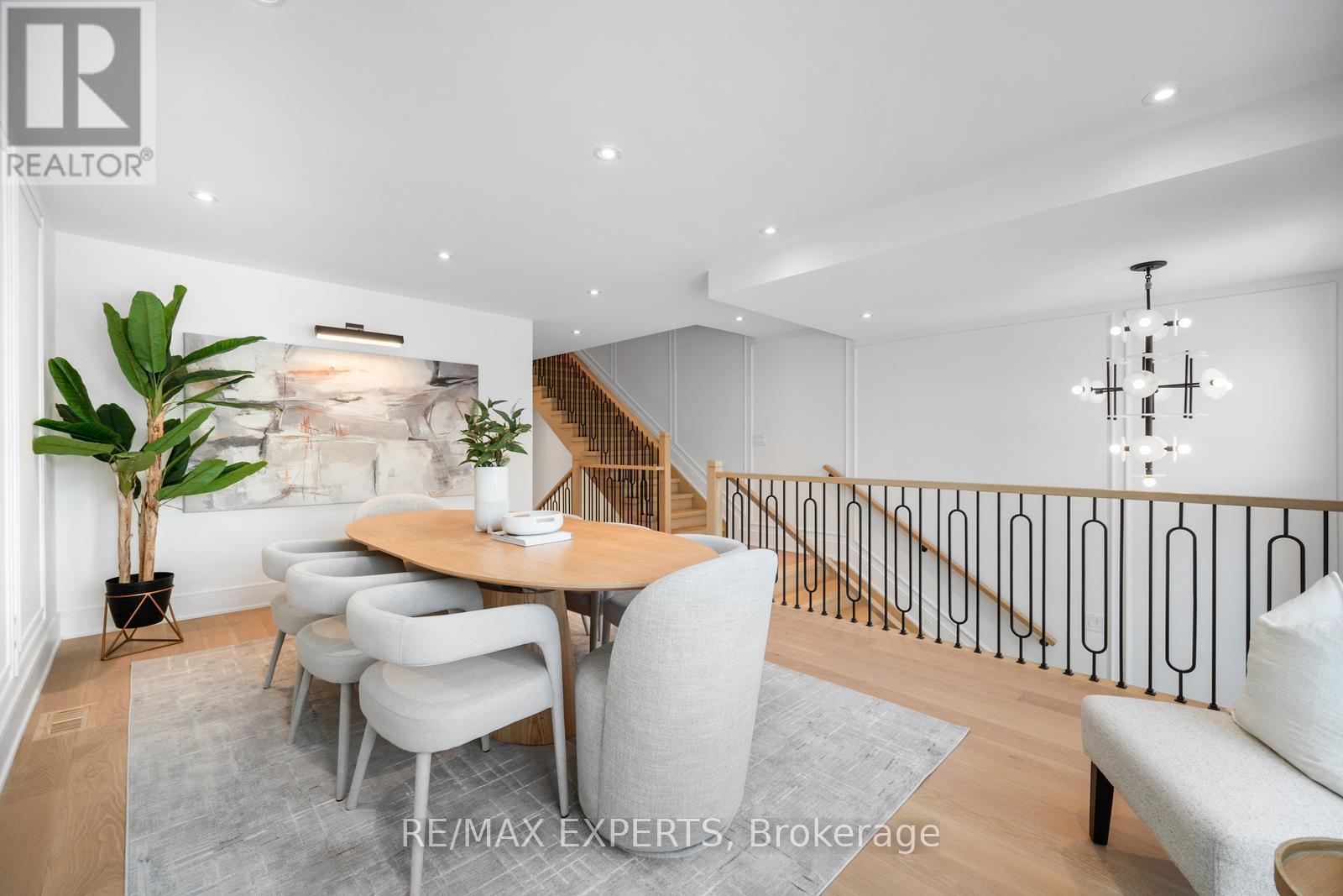 15 Holland Park Avenue, Toronto, Ontario  M6C 1M2 - Photo 9 - C12762610