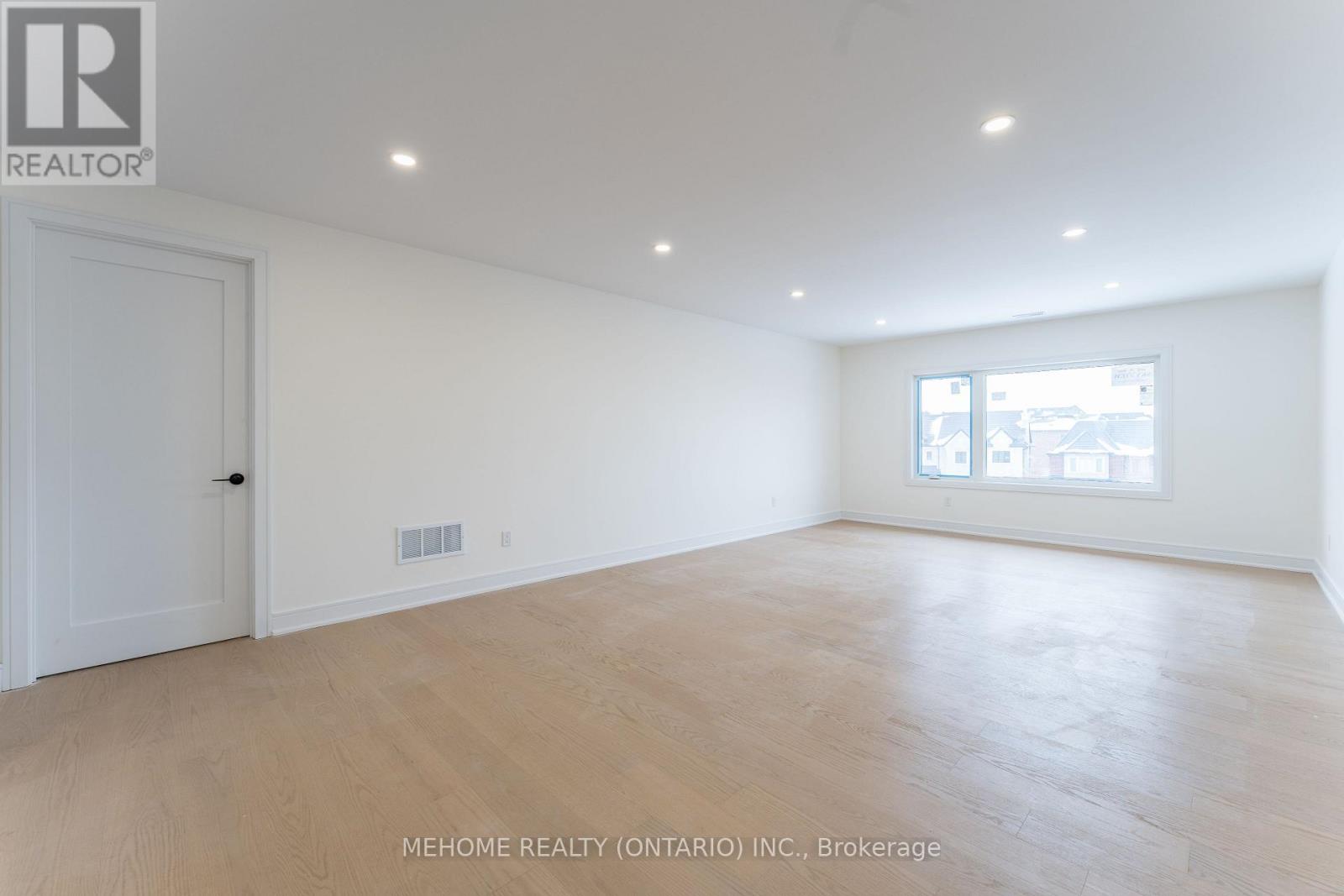 85 Post Oak Drive, Richmond Hill, Ontario  L4E 4G9 - Photo 38 - N12774148