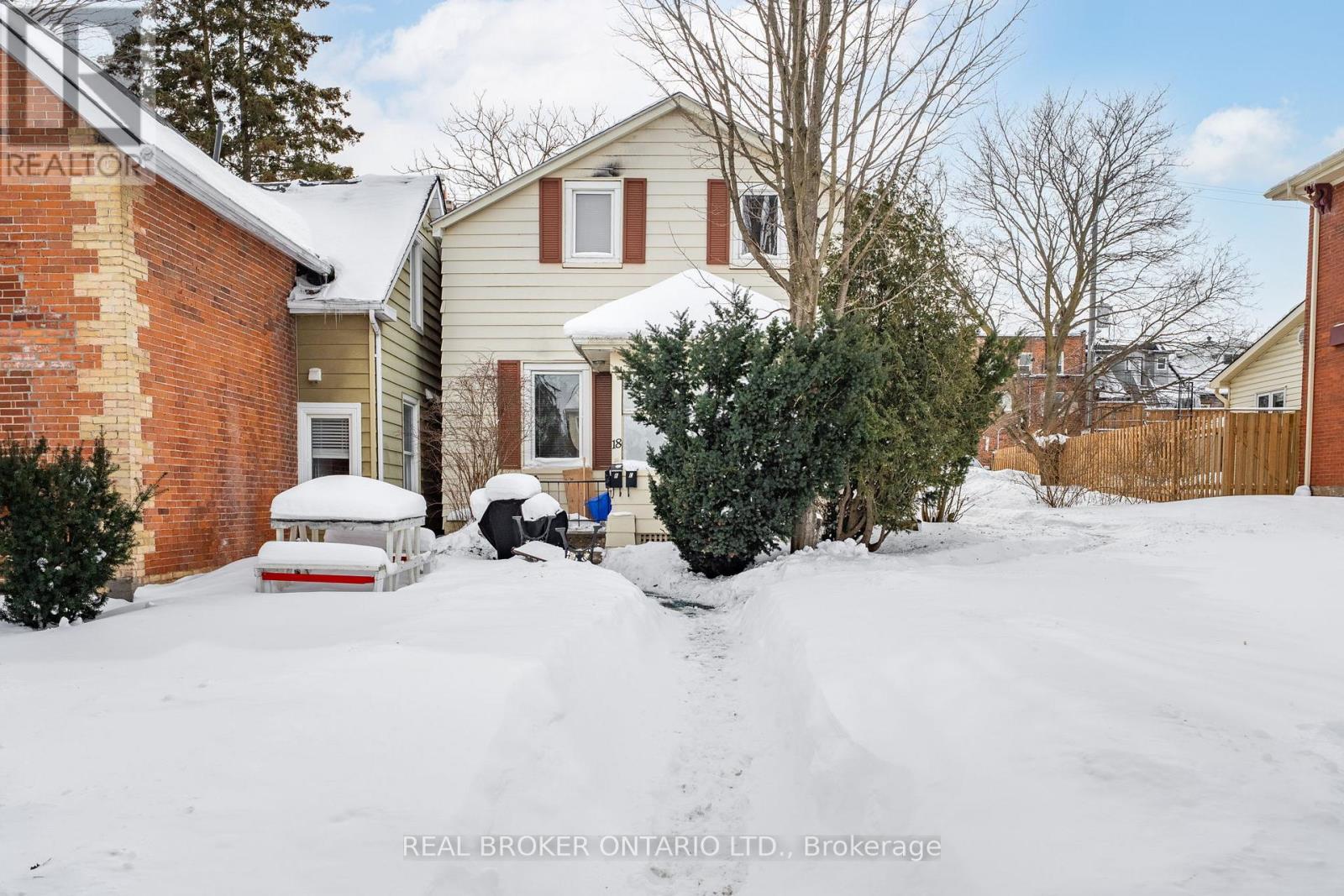 UNIT A - 18 FIRST AVENUE, Orangeville, Ontario