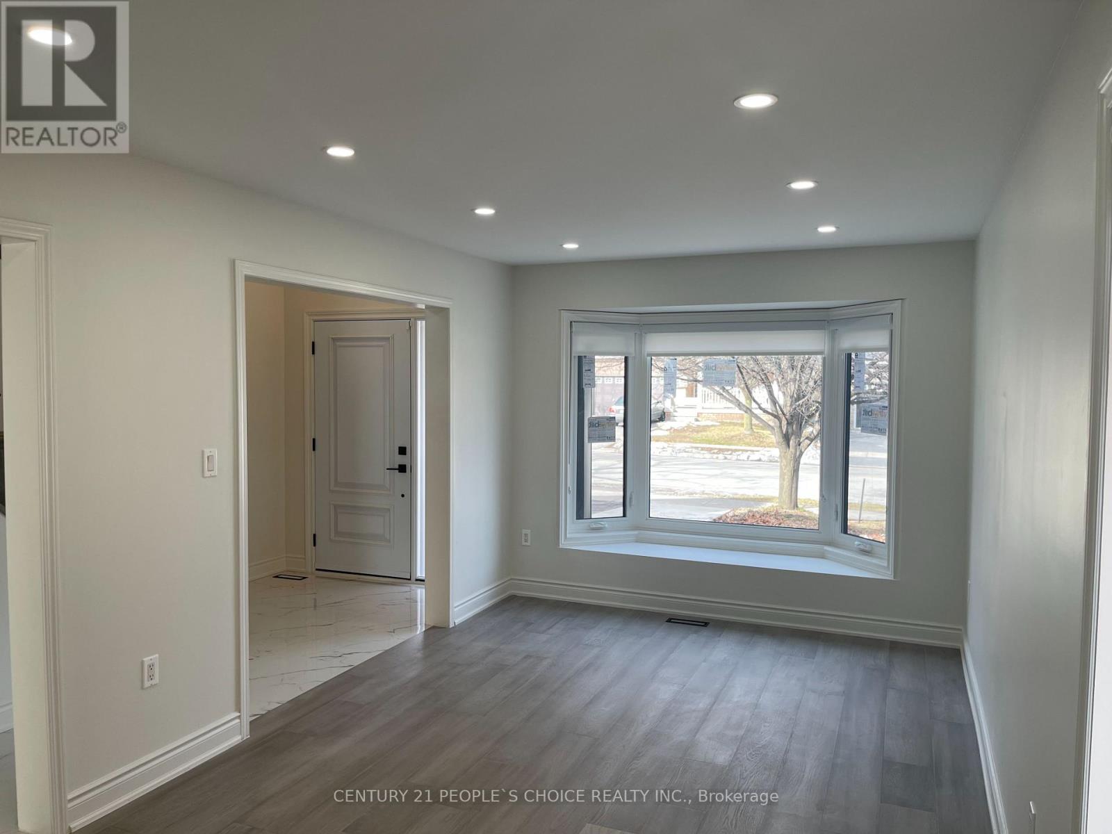 Main - 33 Springhurst Avenue, Brampton, Ontario  L7A 1P6 - Photo 7 - W12772008